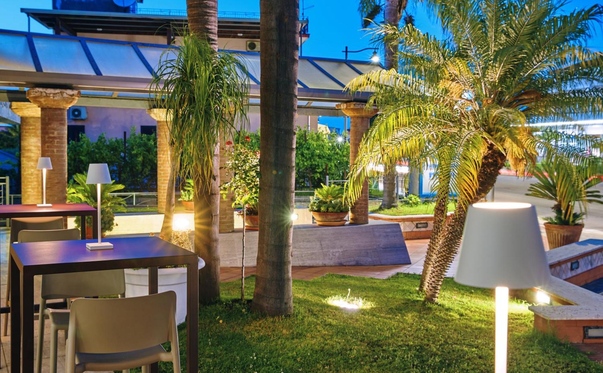 Hotel La Sorgente Hs Paestum Kültér fotó