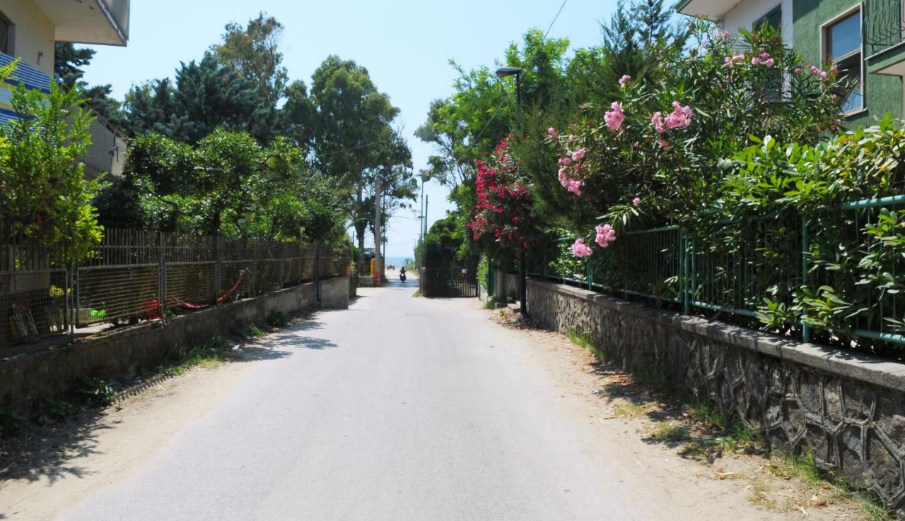 Hotel La Sorgente Hs Paestum Kültér fotó